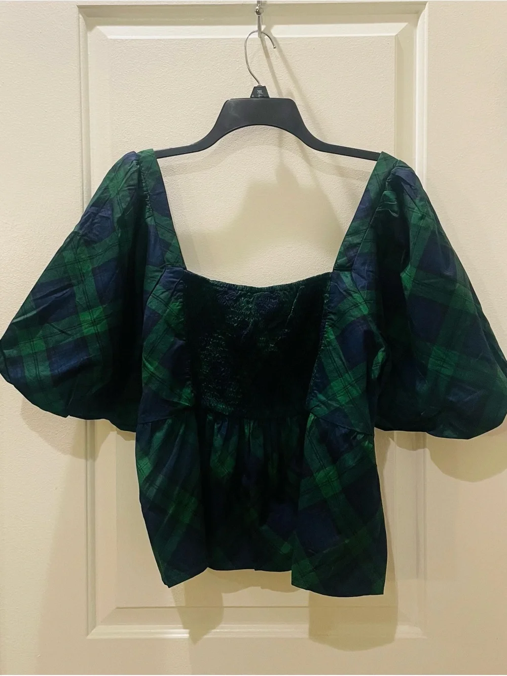NEW…Poplin Puff Sleeve Peplum Top